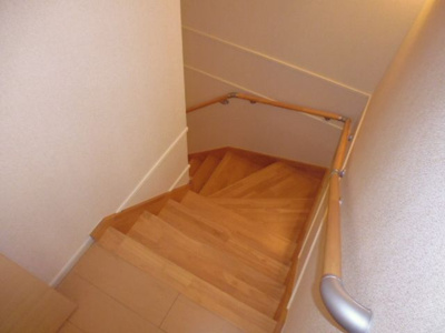 【内装】 | ハワイ・コナ | 階段