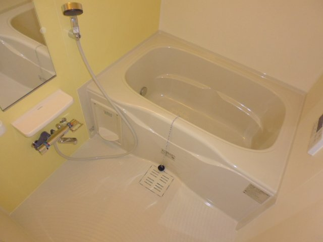 ヴィヴァーチェⅡの浴室|追い焚きバス