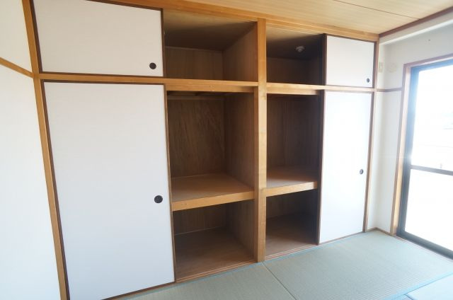 プリヴェール中山の収納