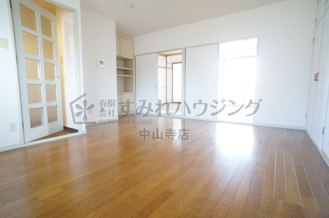 プリヴェール中山の和室