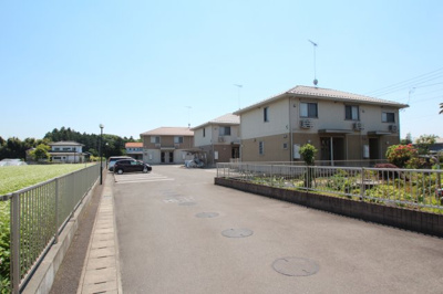 【駐車場】 | ロイヤルプラザB