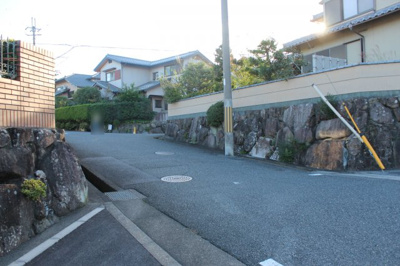 【前面道路含む現地写真】 | 大津市湖青2丁目4-1　中古戸建