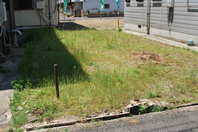 門真市五月田町の新築一戸建の前面道路含む現地写真