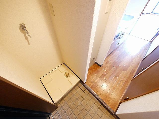 グランドビル竹の花の設備|室内洗濯置場が設置している部屋です。