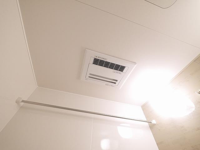 幸court　nara　sanjoの設備|お風呂には浴室乾燥機もついてます。