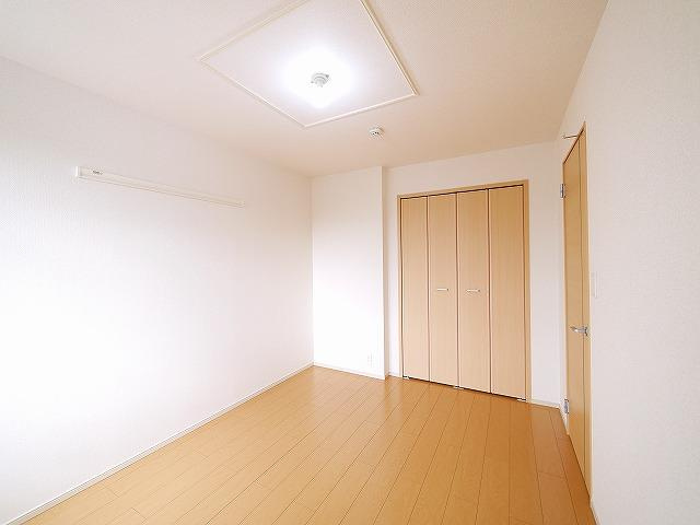 グラン　ジュテの内装|広々とした洋室です
