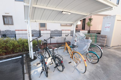 【その他共用部分】 | グランスターチス | 駐輪場