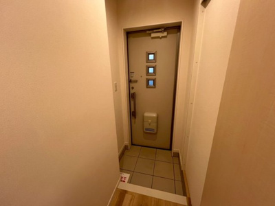 【玄関】 | サニープレイス | 玄関別角度