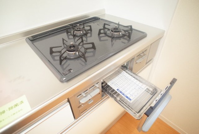 【キッチン】 | ウィルディコートⅠ | 3口ガスコンロ
