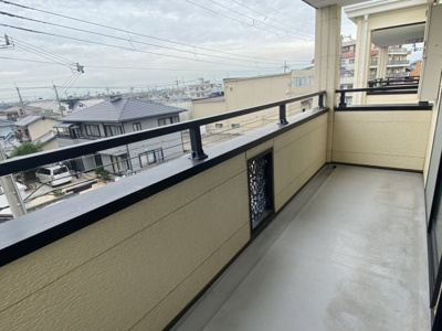 【バルコニー】 | コンフォートＢＤ | バルコニー