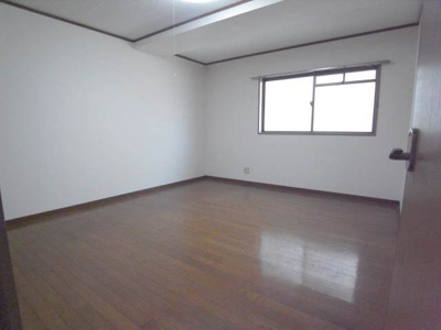 【寝室】 | グリシーヌ静徳