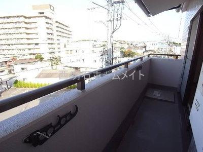 【バルコニー】 | コンフォート宮下 | バルコニー