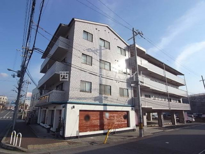 【駐車場】 | コンフォート宮下 | 別角度