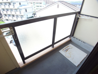 【バルコニー】 | ハイツヤマネ | バルコニー