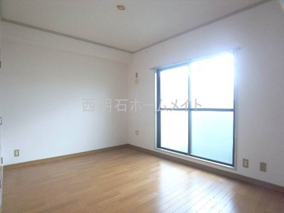 【居間・リビング】 | リバーグリーン藤村 | 洋室