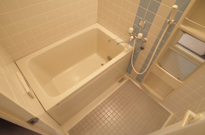 【浴室】 | ロイヤルコーポ明石硯町 | バス