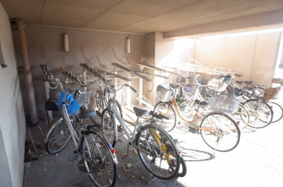 【その他共用部分】 | ロイヤルコーポ明石硯町 | 駐輪場