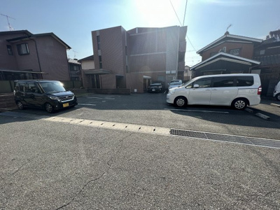 【駐車場】 | グランデージー | 駐車場
