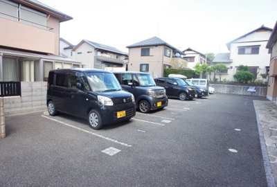 【駐車場】 | ディアス潤和 | 駐車場