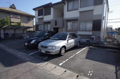 【駐車場】 | アーバン堂の前 | 駐車場