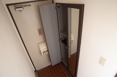 【その他】 | アーバン堂の前 | シューズボックス