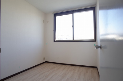 【その他】 | アーバン堂の前 | サービスルーム