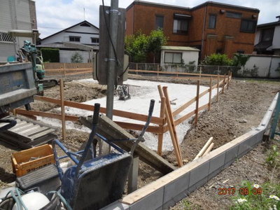 【外観】 | 蓮田市椿山3丁目　敷地広々62坪の新築分譲住宅全1棟