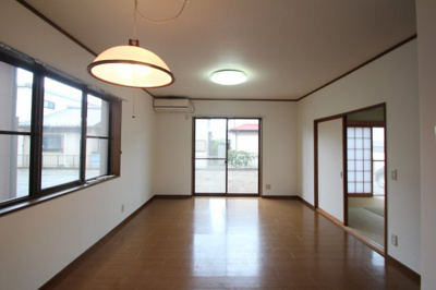 【居間・リビング】 | 柏崎貸家