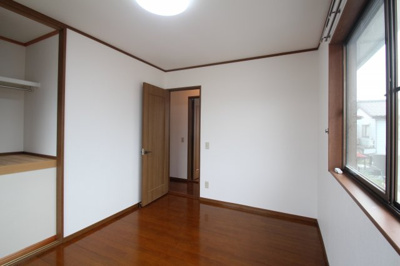【子供部屋】 | 柏崎貸家 | ２F北側の洋室です