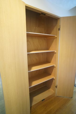 メルベーユ宝塚の収納|廊下の収納です