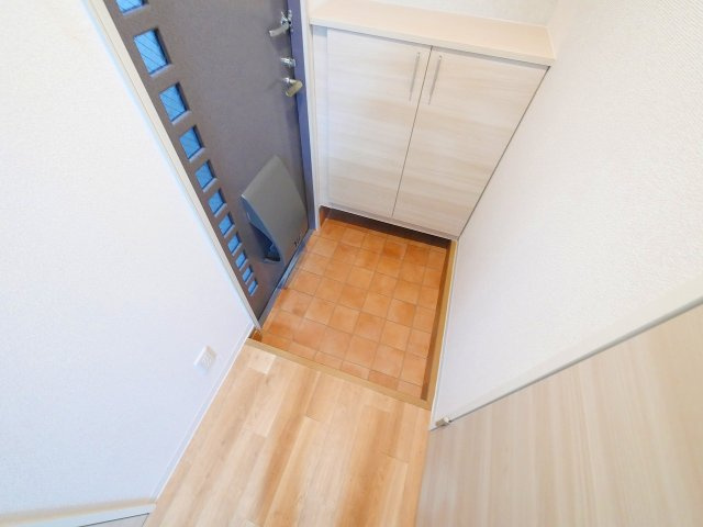 クレールコートＢの玄関|きれいな玄関です