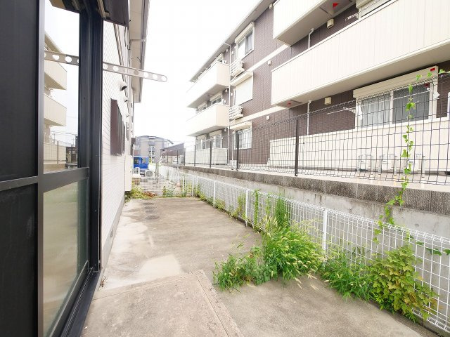 クレールコートＢの庭|たまにはお庭で休日を過ごしてみるのもよいかもしれません