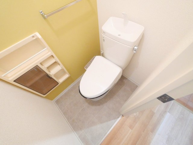 クレールコートＢのトイレ|シンプルで使いやすいトイレです