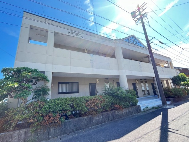 グランドールのロビー