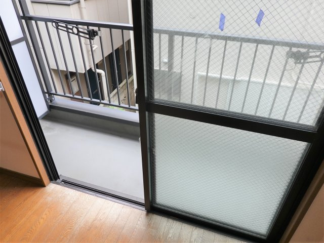 メゾンドエフのバルコニー
