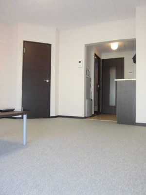 【居間・リビング】 | インフィールドⅡ | 同タイプ室内