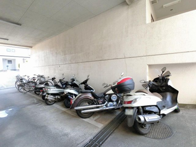 【その他共用部分】 | シャルマンコーポ大師公園 | バイク置き場