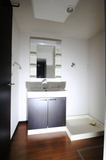 【独立洗面台】 | リバレイン | 使いやすい独立洗面台です