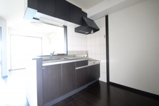 【キッチン】 | リバレイン | キッチンでお料理をお楽しみください