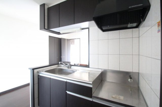 【キッチン】 | リバレイン | 使いやすいキッチンです