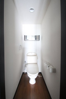 【トイレ】 | リバレイン | 温水洗浄便座付き