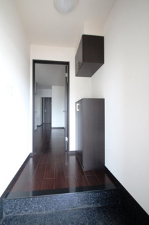 【玄関】 | リバレイン | 落ち着いた玄関です