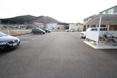 【駐車場】 | リバレイン