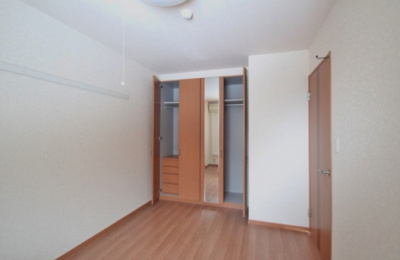 【寝室】 | ガーデンヒルズ