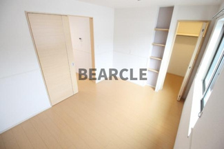 【寝室】 | ラルーチェ