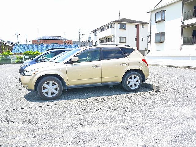 おかもとモータープールの駐車場