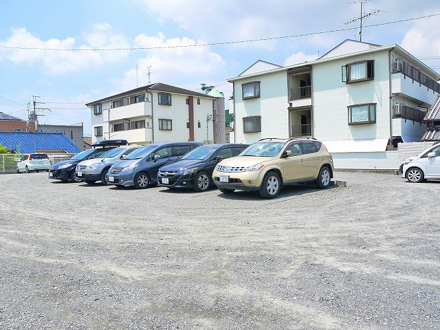 おかもとモータープールの駐車場