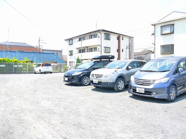 おかもとモータープールの駐車場