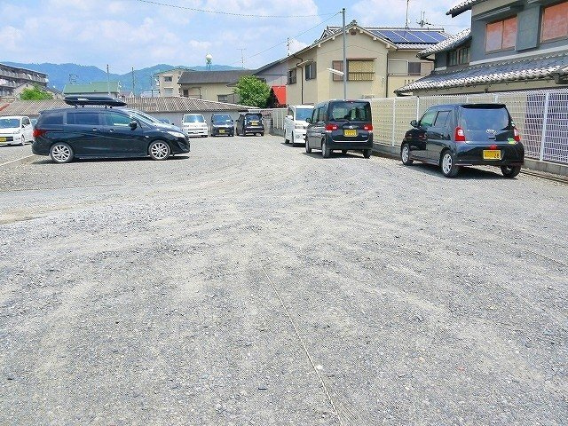 おかもとモータープールの駐車場