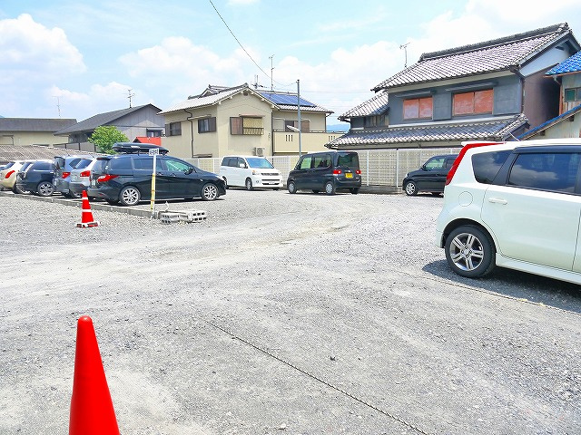 おかもとモータープールの駐車場